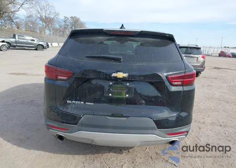 2025 Chevrolet Blazer Awd 2Lt z USA, uszkodzony, nr VIN 3GNKBHR42SS228527